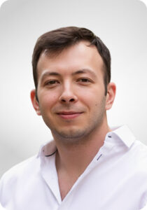 Шкарута Антон Олегович