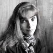 Анна Тарнани
